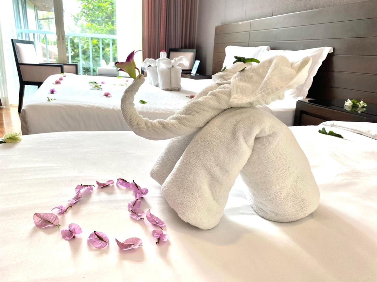 G1 Touch Blue Sky Hotel Pantai Kamala Luaran gambar