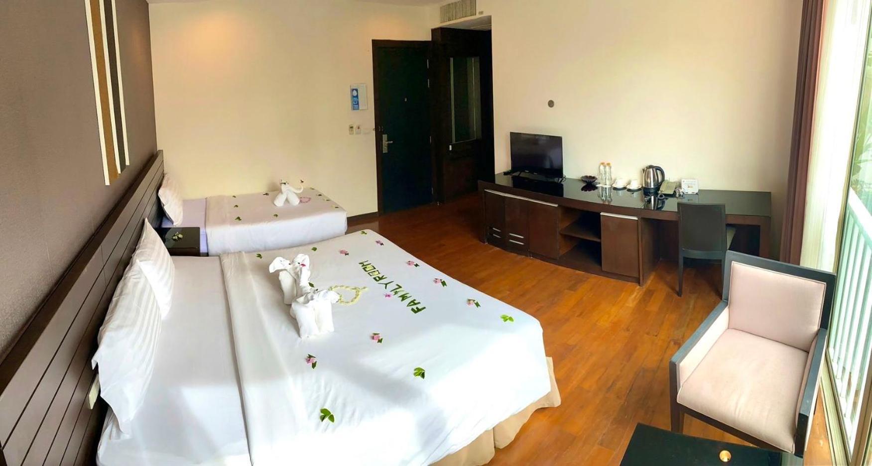 G1 Touch Blue Sky Hotel Pantai Kamala Luaran gambar