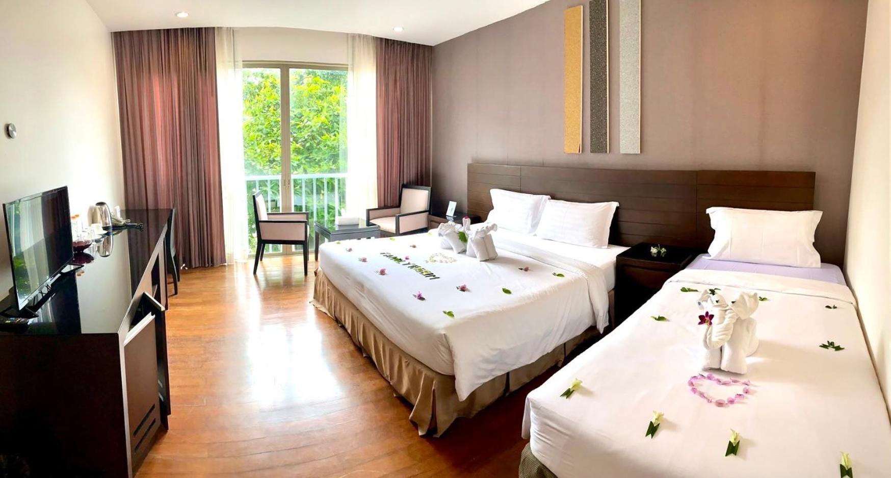 G1 Touch Blue Sky Hotel Pantai Kamala Luaran gambar