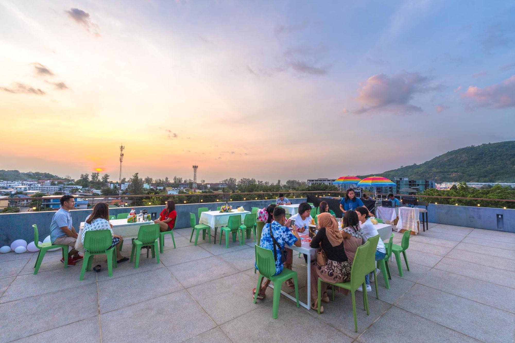 G1 Touch Blue Sky Hotel Pantai Kamala Luaran gambar